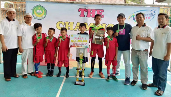 sdi-al-amanah-menjuarai-al-amanah-cup-iv-2018